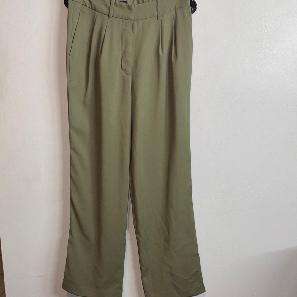 Stretch Crepe Pleated Wide Leg Pant